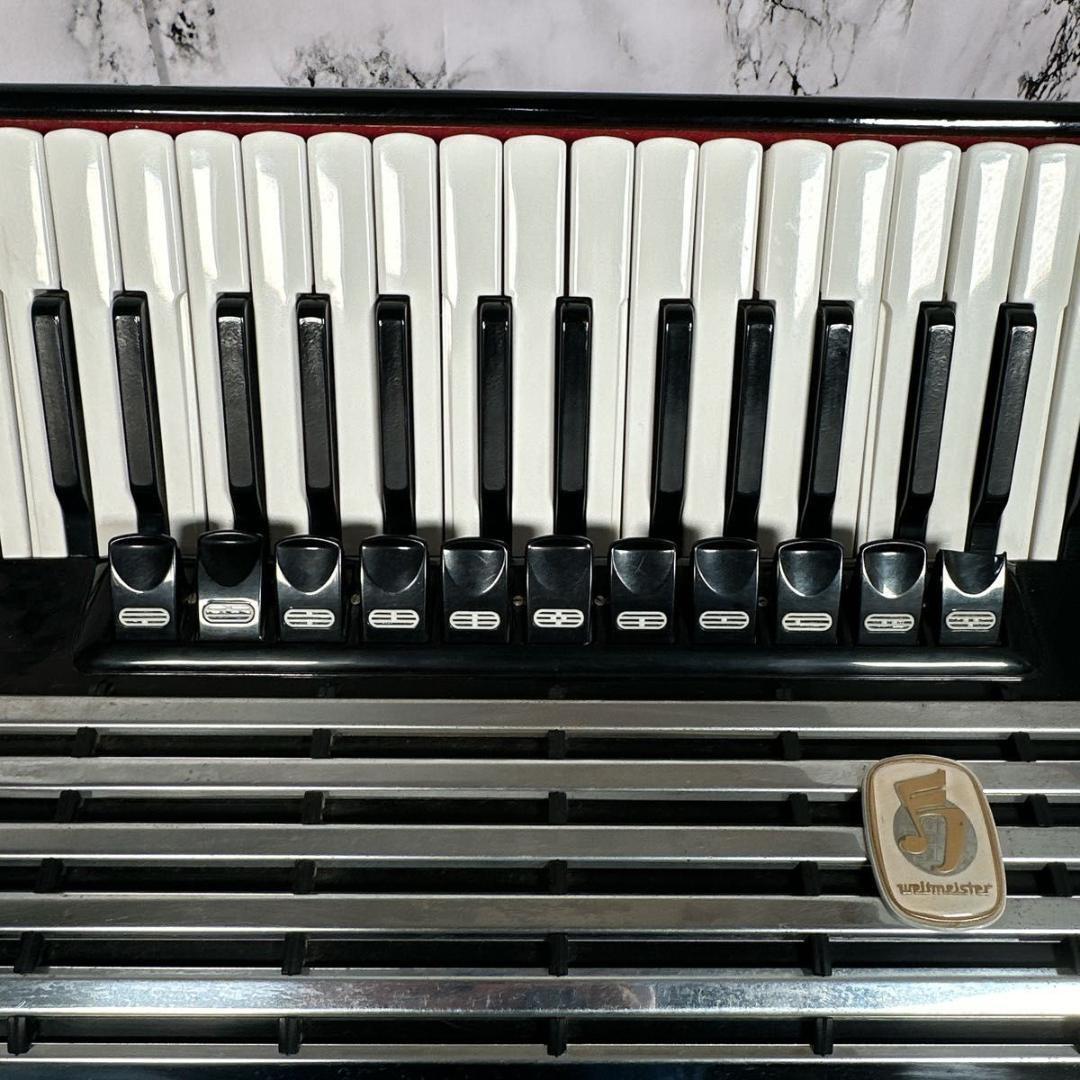  rare belt Meister console na accordion 41 keyboard 120 base ..