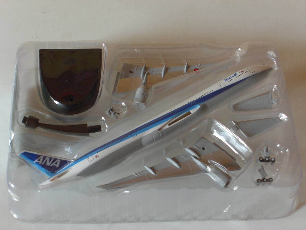 ANA ウイングコレクション5 /8. ボーイング 777-300ER トリトンブルー塗装（ウイングチップ装着型)の画像3