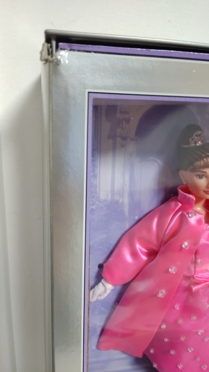 稀少★Barbie★オードリー・ヘップバーン「ティファニーで朝食を」バービー人形★1998年 マテル社    の画像3