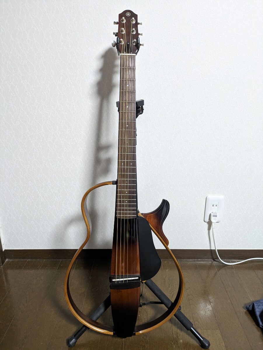 美品　YAMAHA SLG200S サイレントギター_画像1