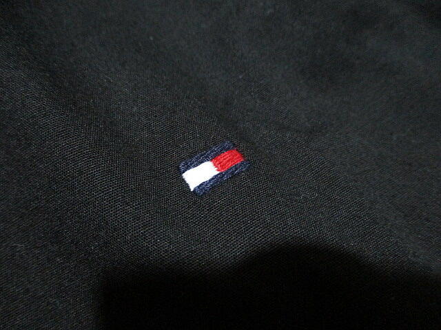 春物▼ 新品 未使用！ トミーヒルフィガー トリコロール ライン 長袖シャツ 黒 ブラック Lサイズ TOMMY HILFIGER 前立てラインの画像6