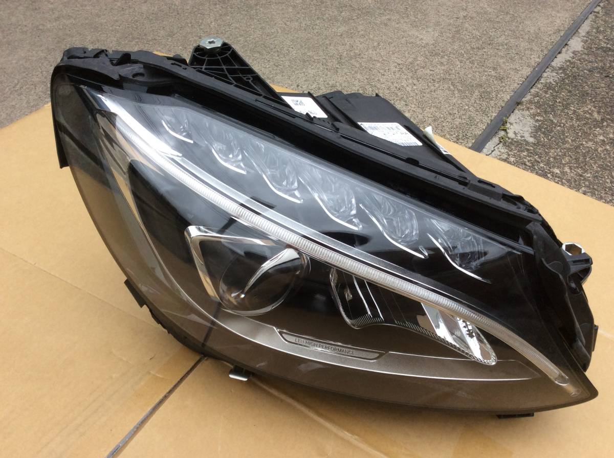 ベンツ Cクラス W205 Mercedes-Benz C-class W205　純正 右 ヘッドライト Headlight,Right　SH2700xxx_画像1