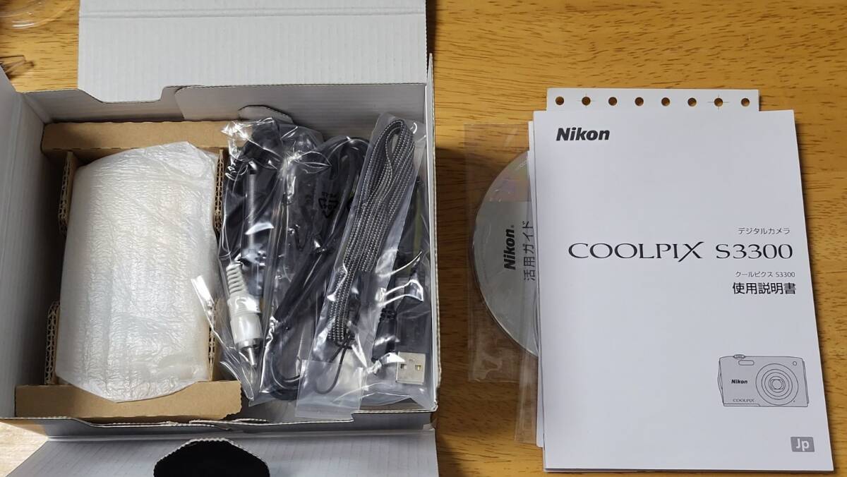 Nikon ニコン COOLPIX S3300 コンパクトデジタルカメラ ゴールド 未使用品の画像4