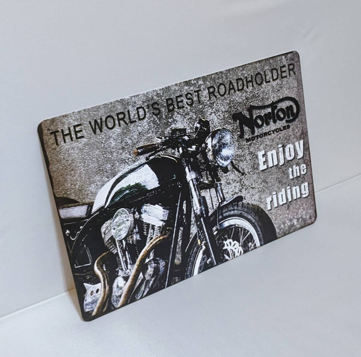 K402 新品◆ブリキ看板 バイク ビンテージ Norton Enjoy the riding アメリカン雑貨 レトロ アンティーク ガレージ インテリア