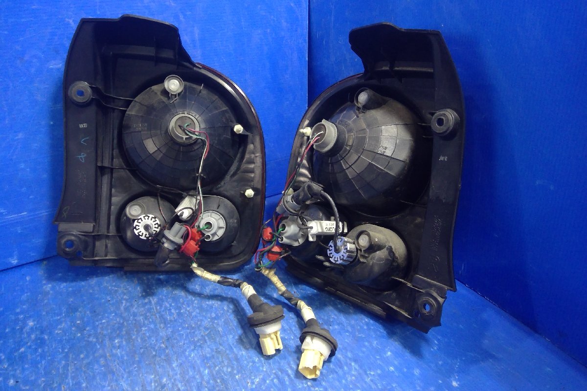 H)スズキ ラパン/HE22S 純正 オプション テールランプ ライト H)スズキ ラパン/HE22S 純正 オプション テールランプ ライト