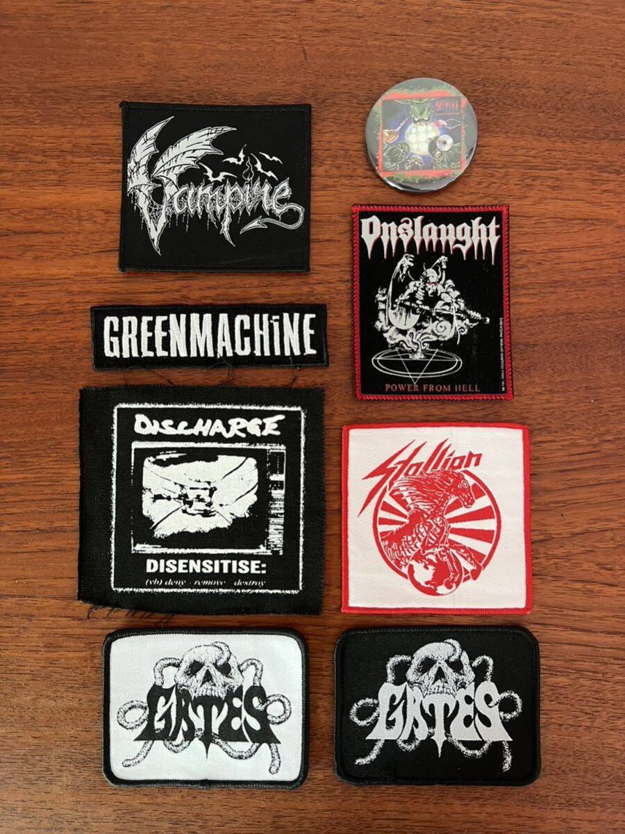 新品 刺しゅう ワッペン パッチ 缶バッジ 8点セット Discharge GreenMachine G.A.T.E.S Onslaught Stallion Vampire Autopsyの画像1