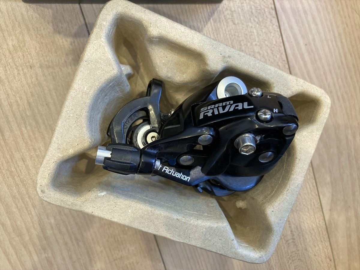 ★1点のみ 未使用 SRAM スラム RIVAL ライヴァル リアディレイラー 10速 10S ショートケージ SS ブラック 即決