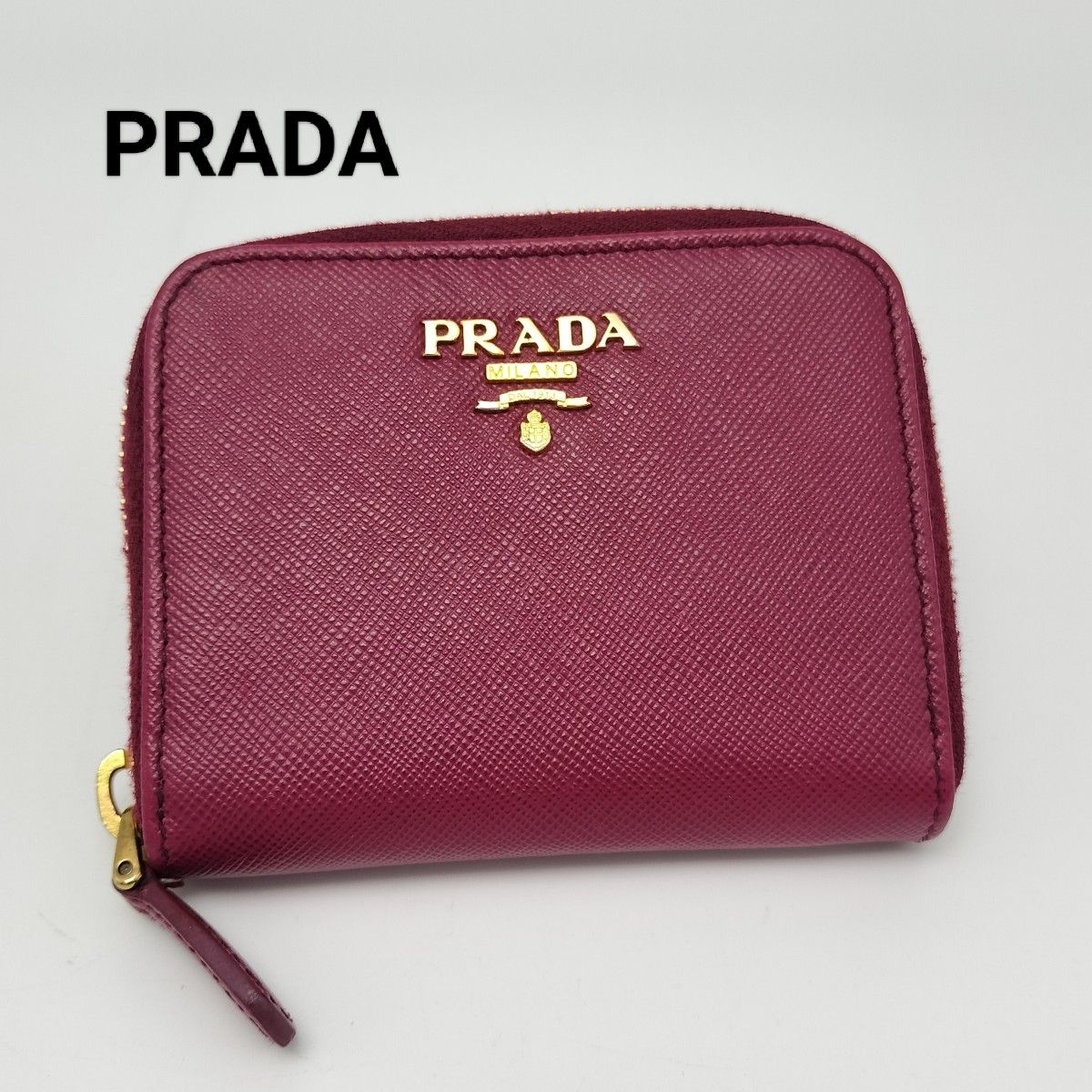 PRADA プラダ サフィアーノ 値下げ 美品 バーガンディ PRADA プラダ サフィアーノ 値下げ 美品 バーガンディ