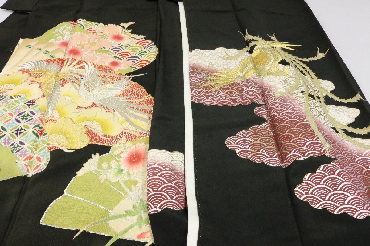  gorgeous kurotomesode together 15 sheets have on possibility great number have gorgeous embroidery gold paint gold silver piece gold silver thread author thing etc. silk kimono remake material also *....*4