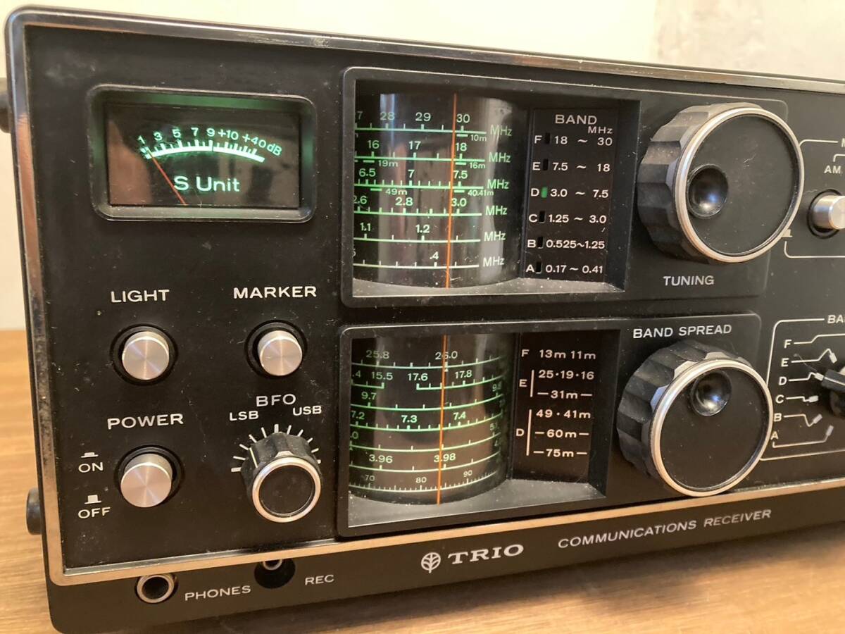 TRIO Model R-300 トリオ 通信型受信機 ラジオ アマチュア無線 ジャンク