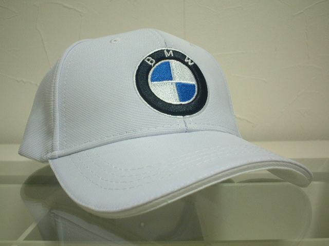 ★少～～～し★訳ありの★在庫一掃セールです★必見★ＢＭＷ★お洒落で★綺麗～で★上品～な★black＆white★キャップ★２個セット★新品★_画像2