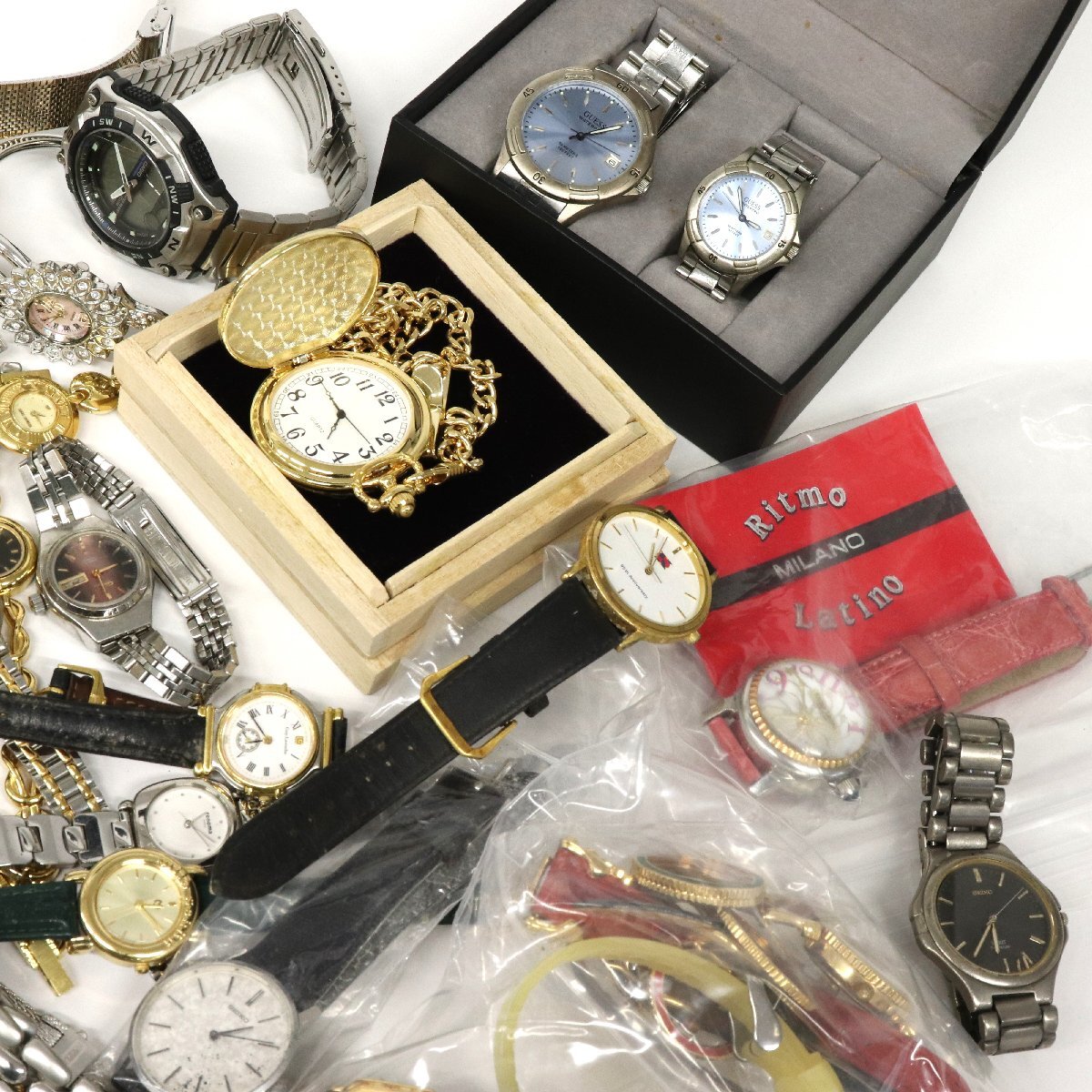  Junk clock * Seiko, Givenchy, Rado other lady's men's wristwatch * operation not yet verification *.. from .[L-A51585]