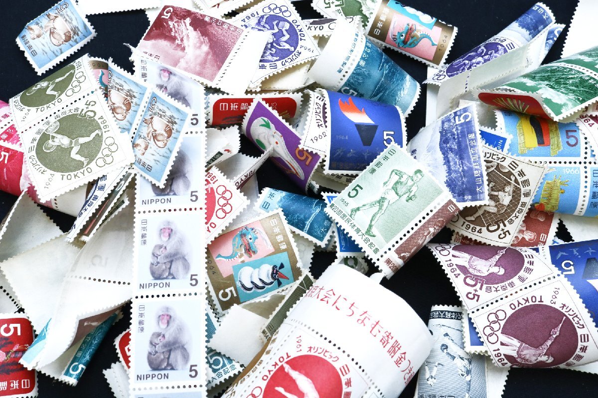 未使用切手 バラ 記念切手 シート切手など 額面総額 8,915円分◆おたからや【x-A60654】同梱-6の画像4