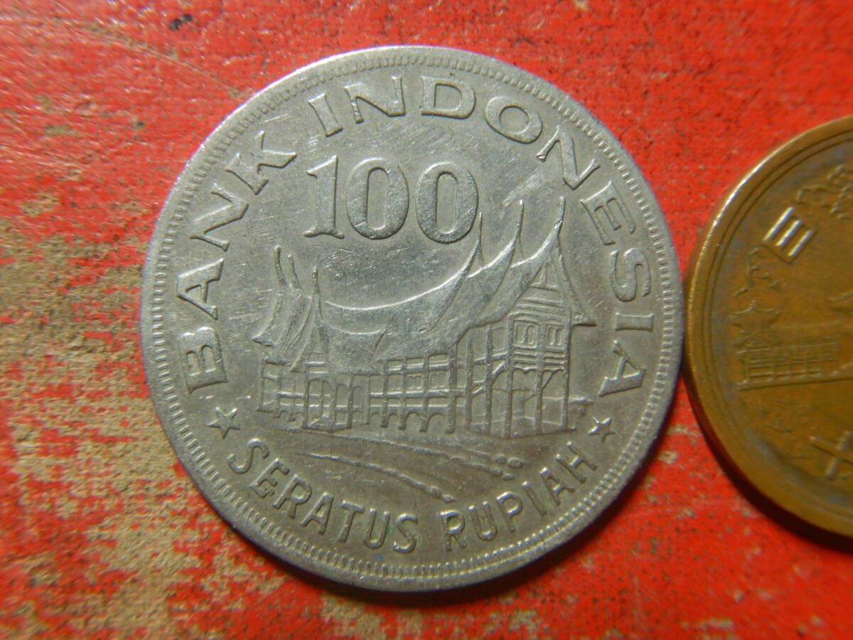 外国・インドネシア／１００ルピア白銅貨（1978年）　24040302_画像1