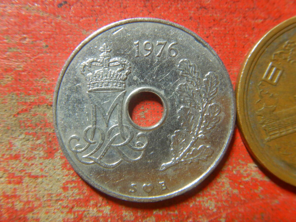 外国・デンマーク／２５オーレ白銅貨（1976年） 24040302の画像2