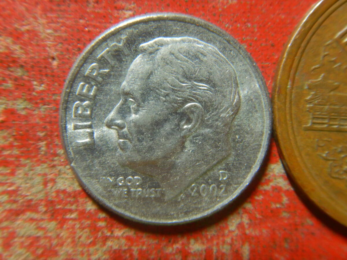 外国・USA／ルーズベルト１０セント白銅貨・１ダイム（2002年D） 240407の画像1