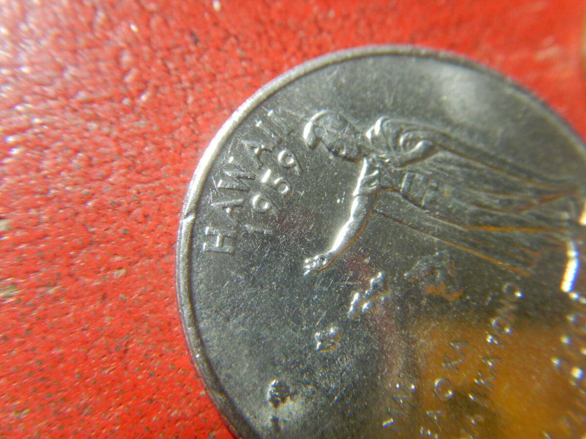 外国・USA／ワシントン２５セント白銅張り銅貨：ハワイ州（2008年D） 24041802の画像3