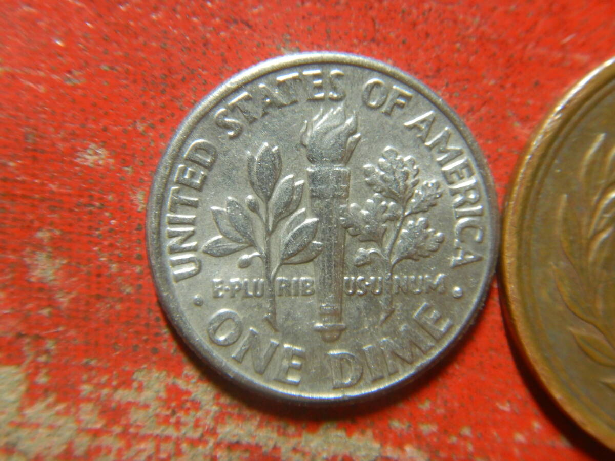 外国・USA／ルーズベルト１０セント白銅貨・１ダイム（1988年D） 24041802の画像2