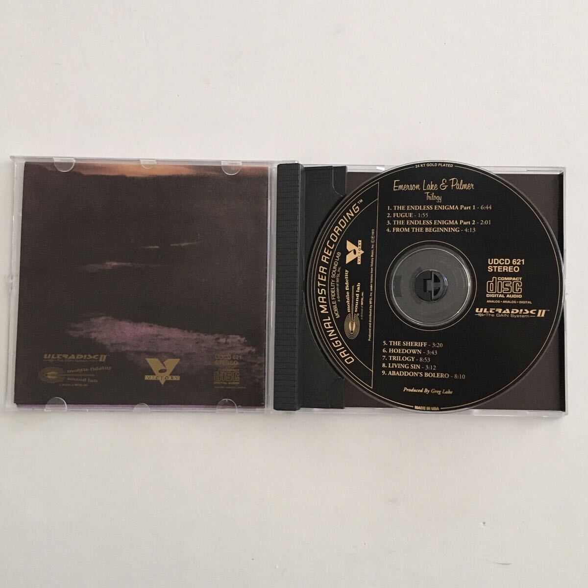 送料無料 評価1000達成記念 レアロックCD Emerson, Lake & Palmer “Trilogy” 1CD MFSL(Victory) 24K アメリカ・オリジナル盤_画像2
