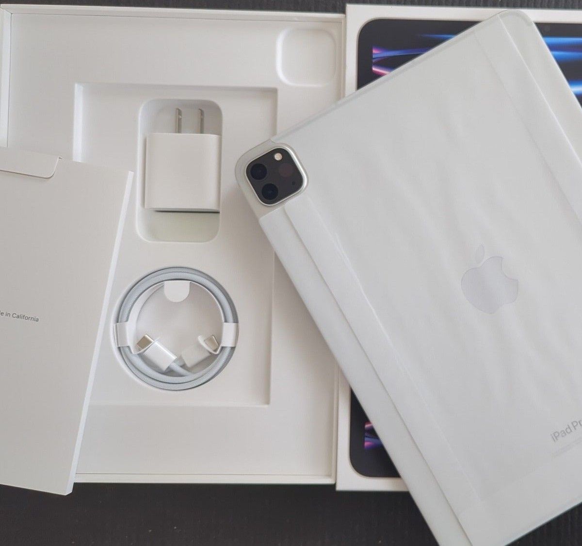 未使用品】iPad Pro 11インチ 第4世代 Wi-Fi + Cellular 128GB 未使用品】iPad Pro 11インチ 第4世代 Wi-Fi + Cellular 128GB
