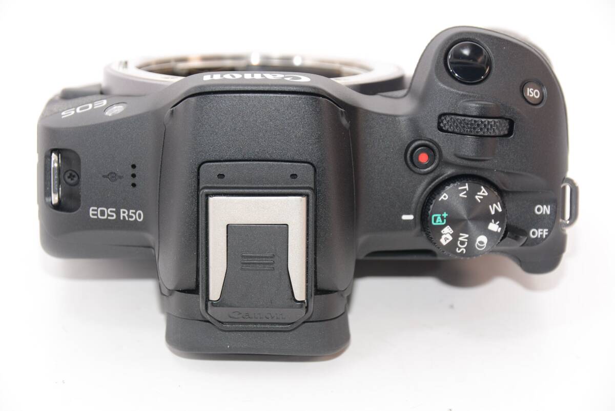 【外観特上級】Canon EOS R50 ミラーレス一眼 デジタルカメラ ボディ キャノン　#m7677_画像3