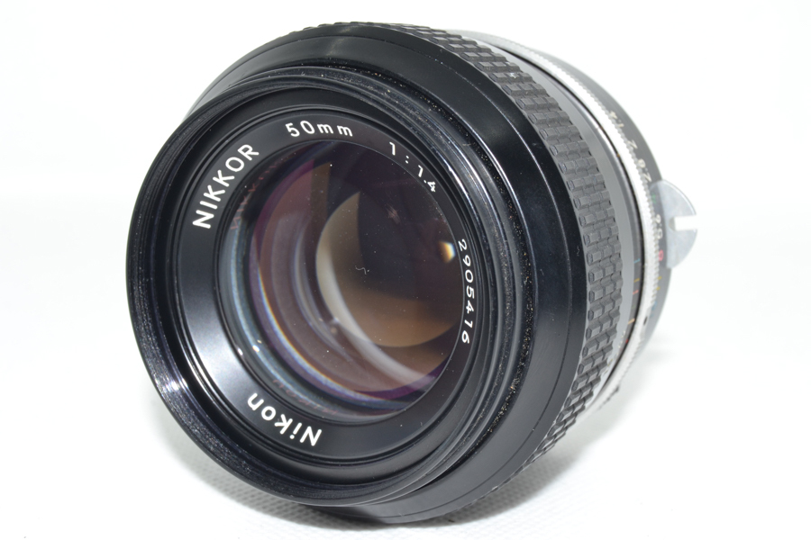 【外観特上級】ニコン Nikon New NIKKOR 50mm F1.4 非Ai 単焦点  #e8358-1の画像1