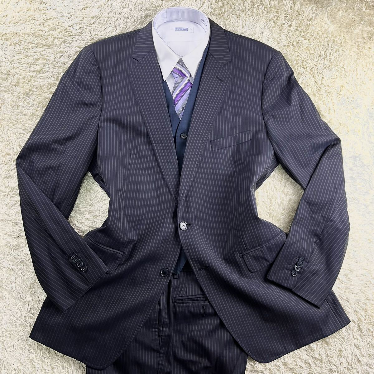  overwhelming presence * unused class XL size * Dolce & Gabbana [ top class line ]DOLCE&GABBANA suit LUXURY three-piece * Toro Toro feeling of quality *