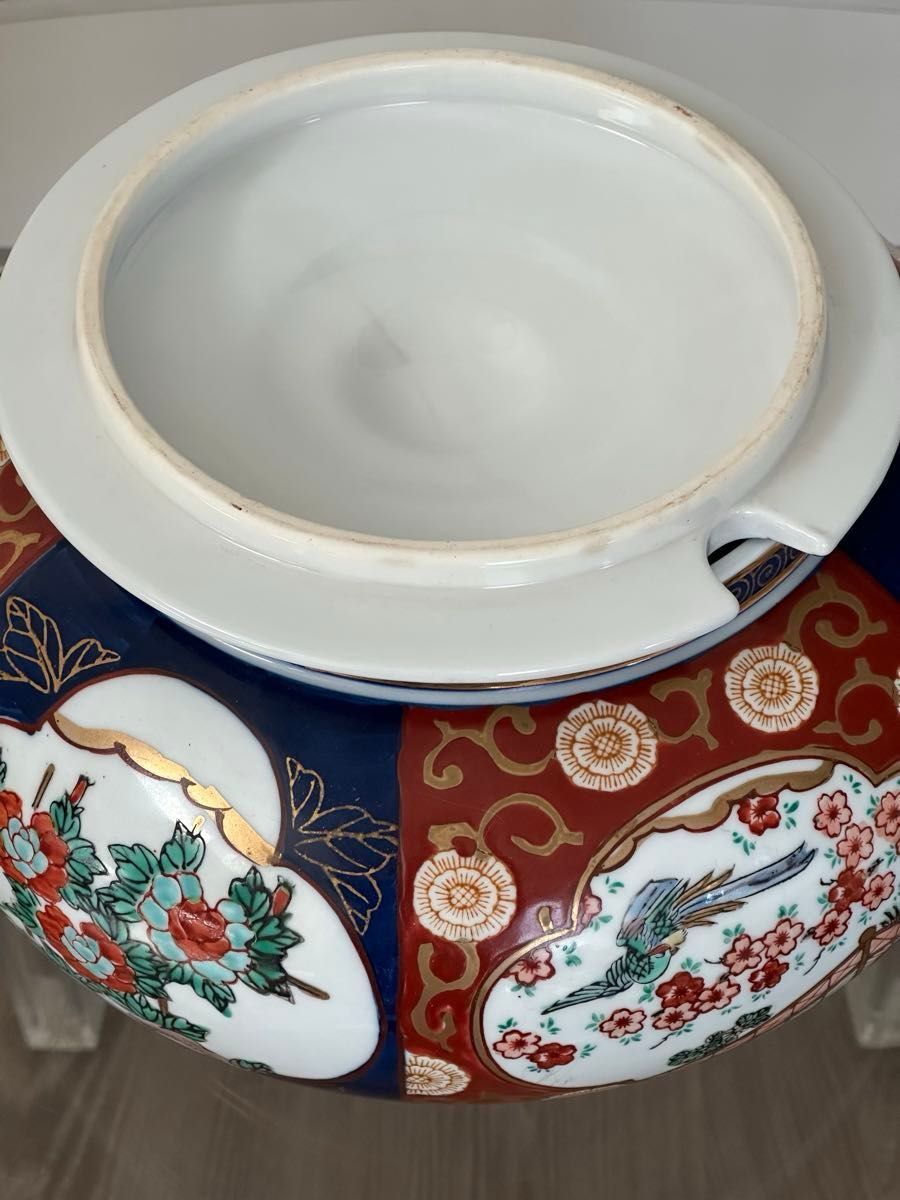 骨董品　GOLD IMARI 伊万里焼 色絵染付 大壺　有田焼　色鮮美　ゴールドイマリ　茶器　茶道具　水差し　お茶会　茶事　床間