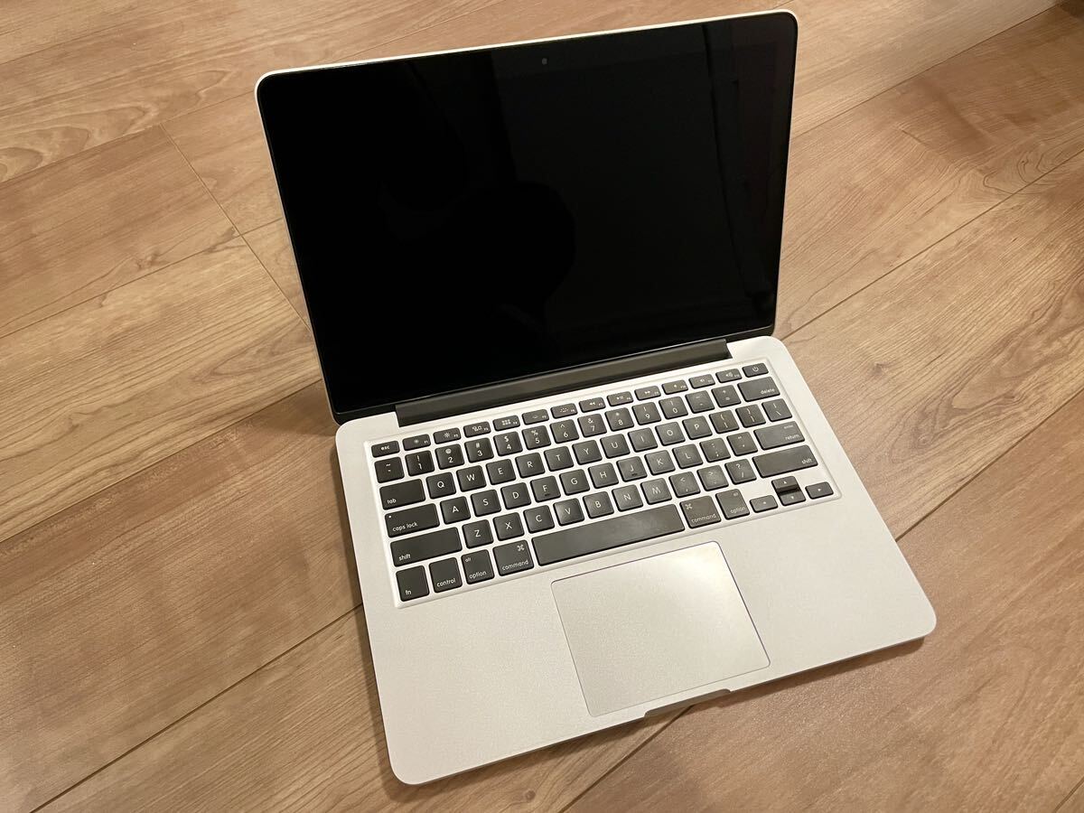 【美品】MacBook Pro 　(Retina 13インチ Late 2013)　 i5 　8GB 256GB 　USキーボード_画像1