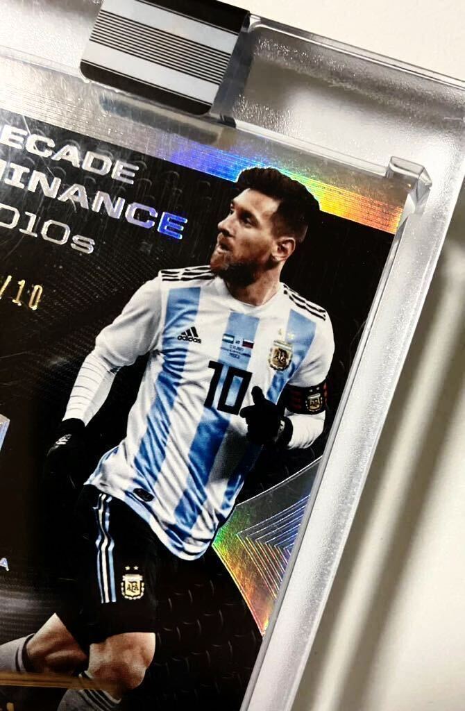 2018 Panini Eminence Soccer Lionel Messi On Card Auto /10 メッシ 直筆サインカード 10枚限定 アルゼンチン代表 直書き 未開封_画像2