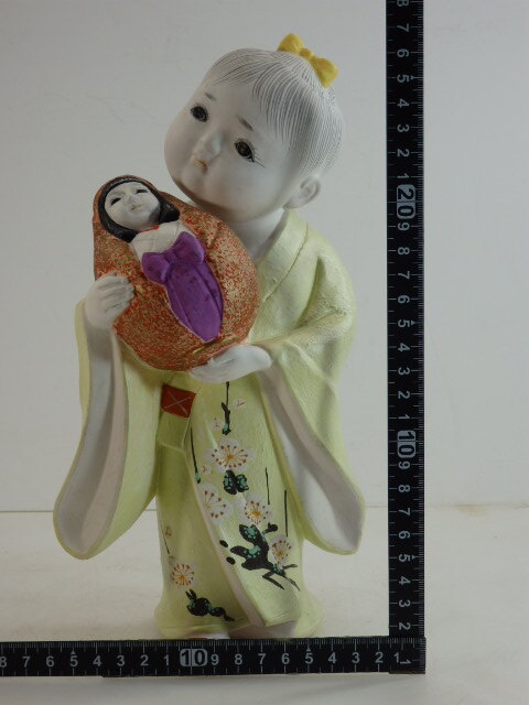 HT◇博多人形 姫達磨を抱く少女 高さ約28㎝_画像10