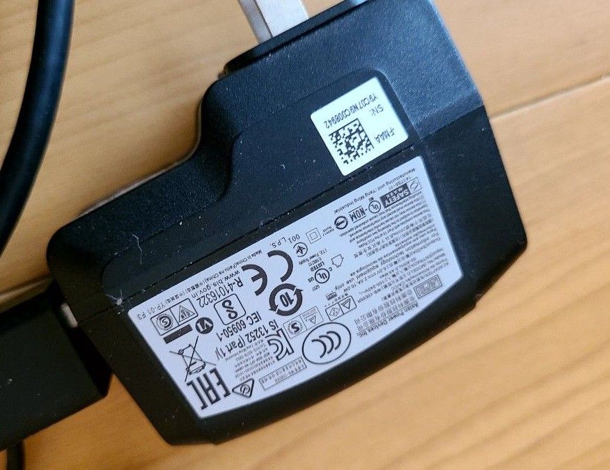接続ケーブルのみ】Wacom (ワコム) 13 3インチ 液タブOne 液晶 接続ケーブルのみ】Wacom (ワコム) 13 3インチ 液タブOne 液晶