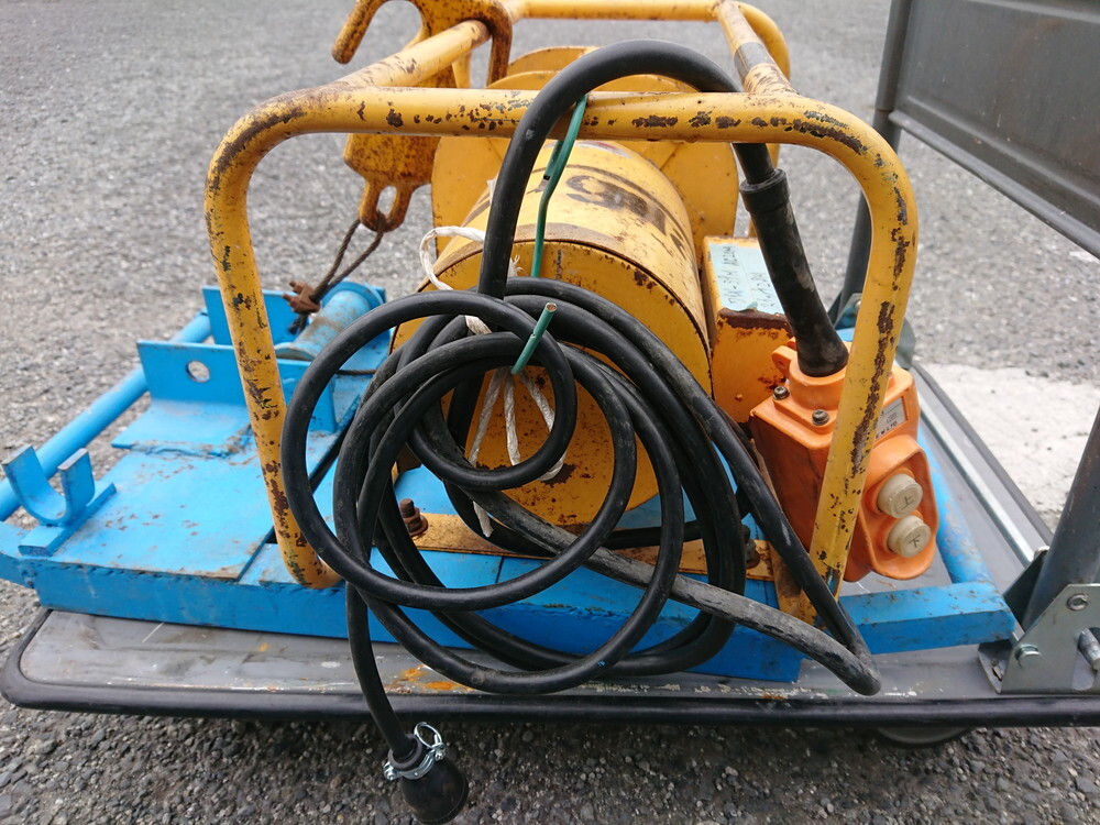 Yahoo!オークション - 中古 トーヨーコーケン 100V 電動ウインチ Yahoo!オークション - 中古 トーヨーコーケン 100V 電動ウインチ