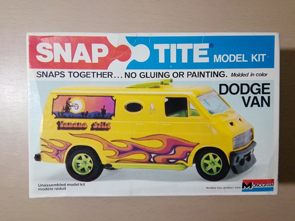 【モノグラム】　 ダッジ バン　SNAP TITE　　　 スナップキット　未組立品　MONOGRAM DODGE VAN　バニング　トレーズマン　カスタムバン_画像1