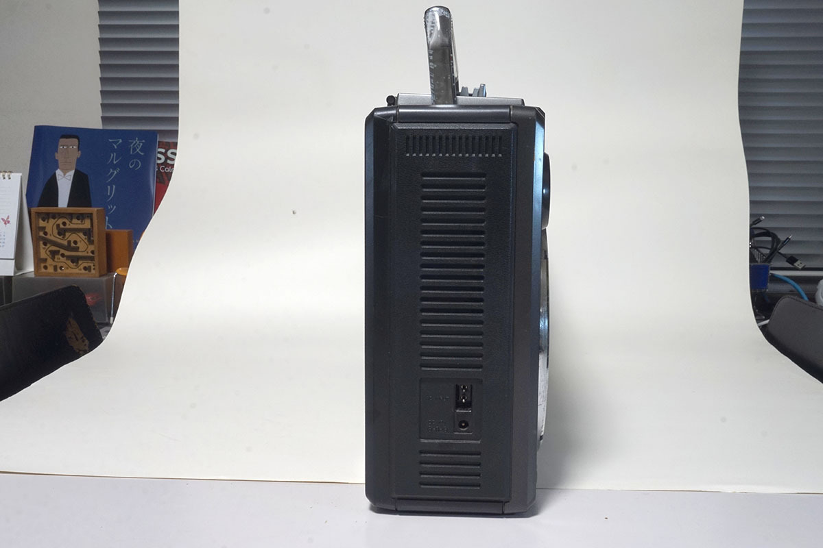 SHARP シャープ ラジオ付ステレオテープレコーダー GF-303SB ラジカセ レトロ 昭和の画像4