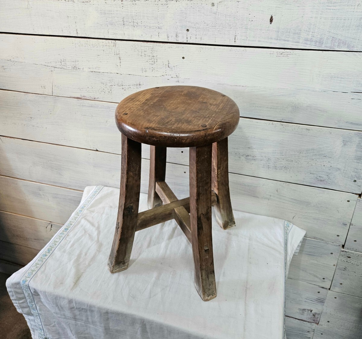  japanese antique circle chair chair wooden wood stool old Japanese-style house Vintage interior stand for flower vase old tool Showa Retro furniture 