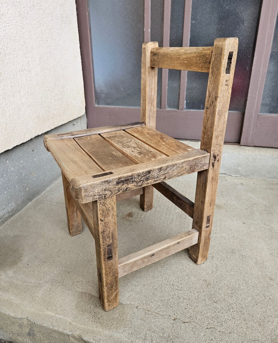 ジャパンアンティーク 木製 椅子 小学校 チェア 花台 飾り棚 シャビー インテリア 古民家 ヴィンテージ レトロの画像4