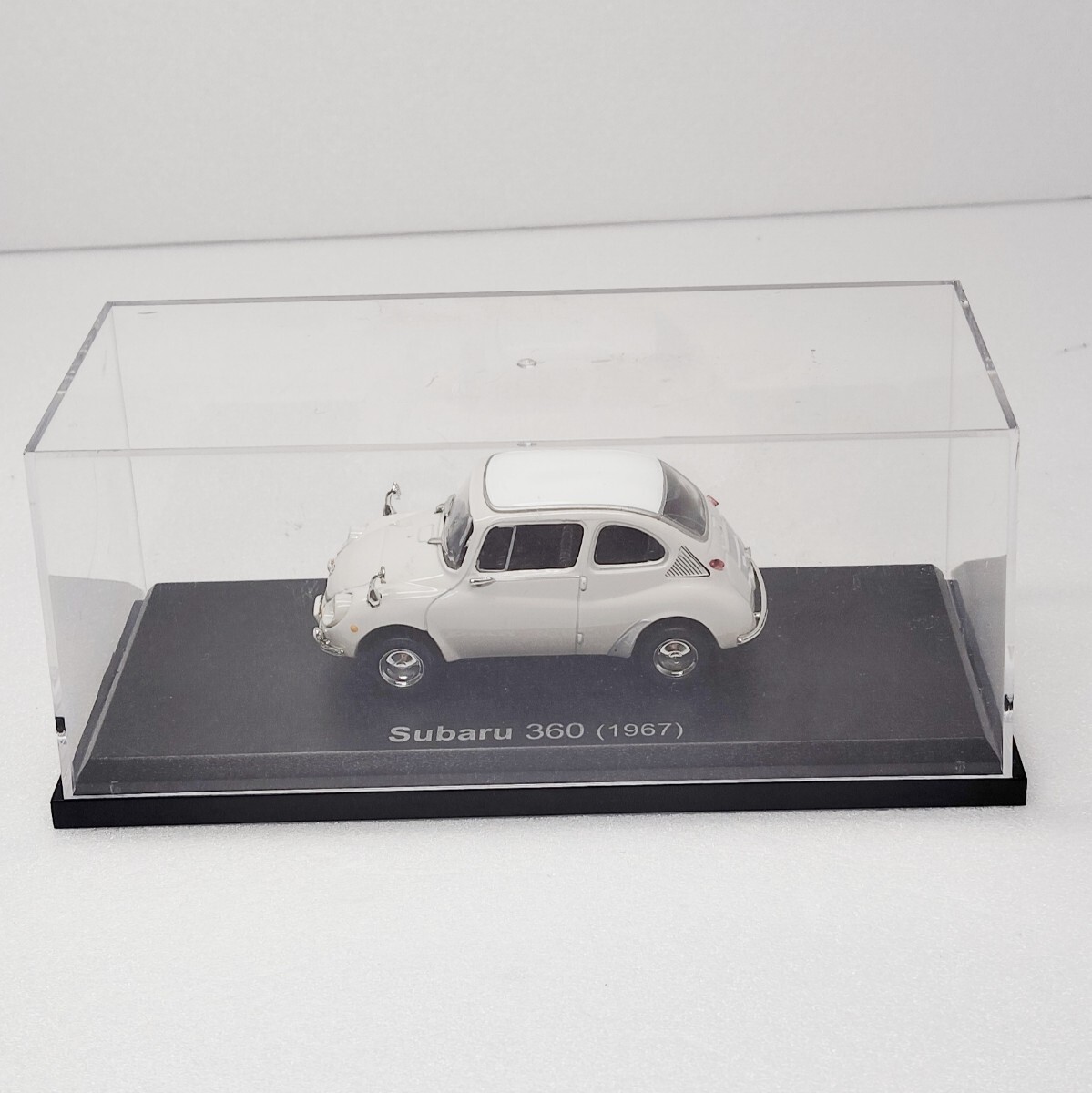 1/43 ノレブ　スバル　360 SUBARU 昭和の名車　レトロ　ケース付き　360cc 1967年　ミニカー 国産名車コレクション　1円〜 042520