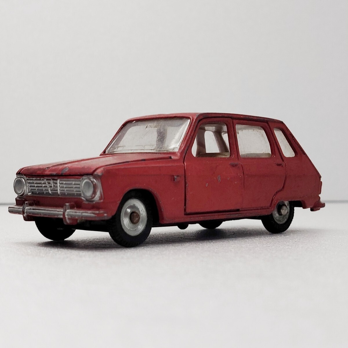 当時物 1/43 ルノー 6 ディンキー フランス製 Renault 6 No.1416 Made in France Dinky Toys 1円スタート 1円〜 041717の画像1