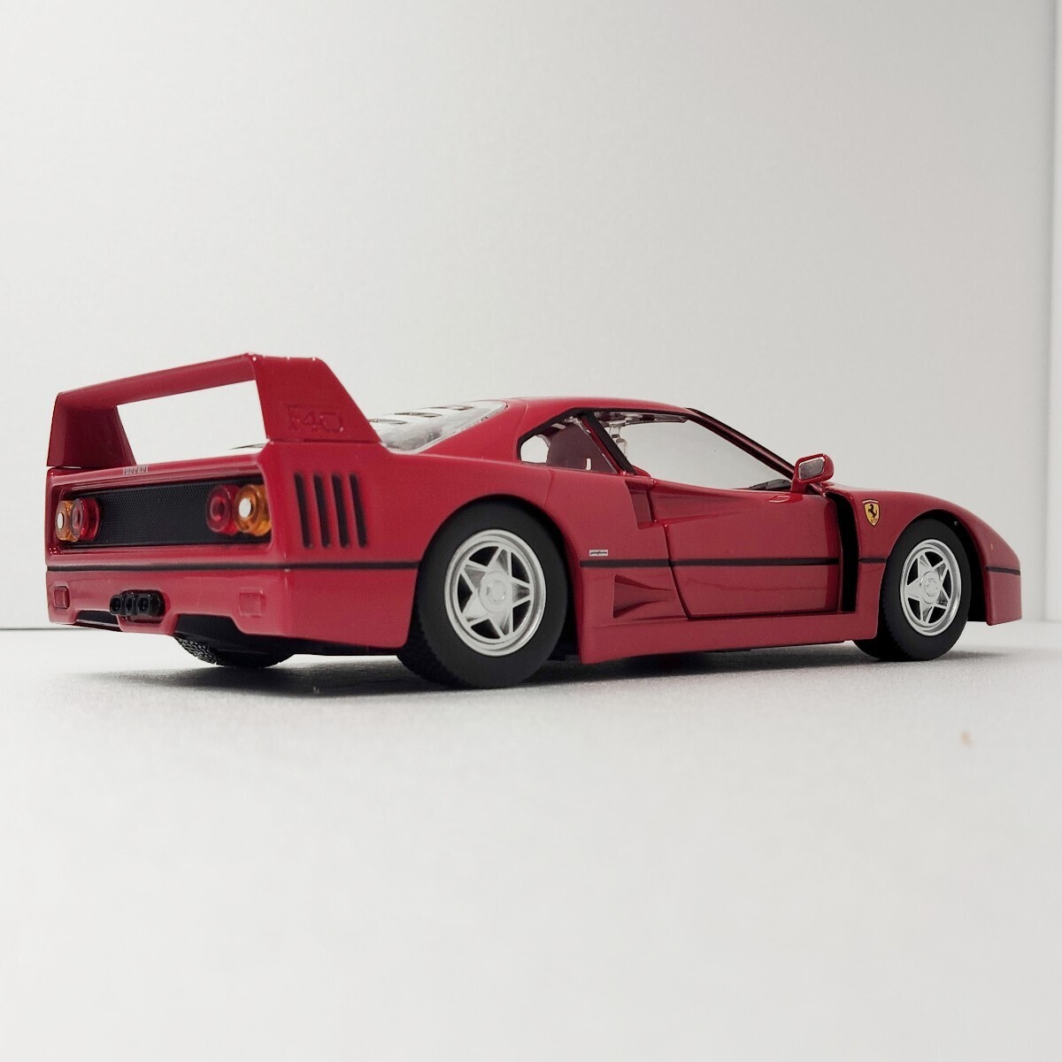 1/24 FERRARI F40 フェラーリ イタリア スーパーカー クラシック ミニカ ブラーゴ 1円〜 1円スタート 041802の画像2