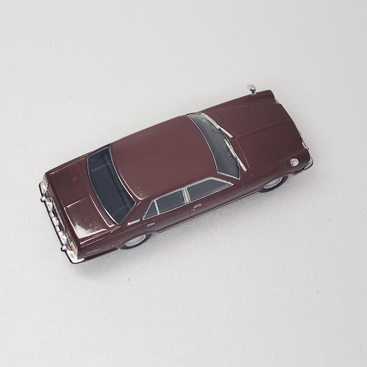 1/43 トヨタ コロナ マークII 1976年 豚目 4ドア セダン レトロ toyota ノレブ 1円スタート 1円〜 042203の画像3