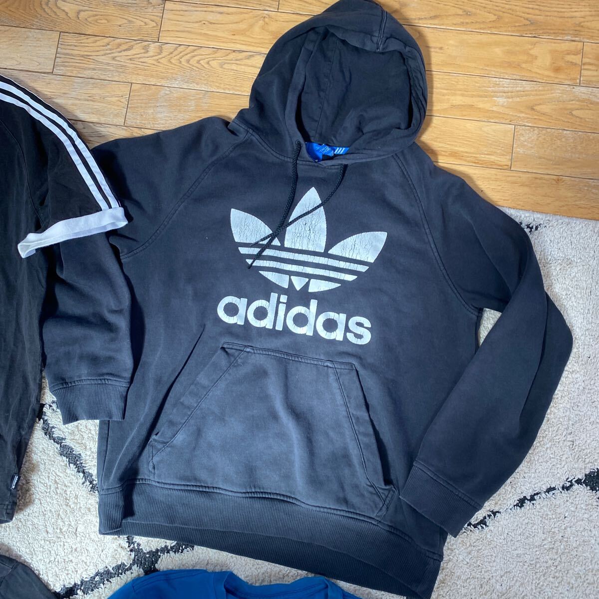 セール 即決1円 まとめて4点 アディダス パーカー tシャツ adidas・ORIGINALS ス トレフォイル 半袖 Tシャツ サイズ M O XO_画像6