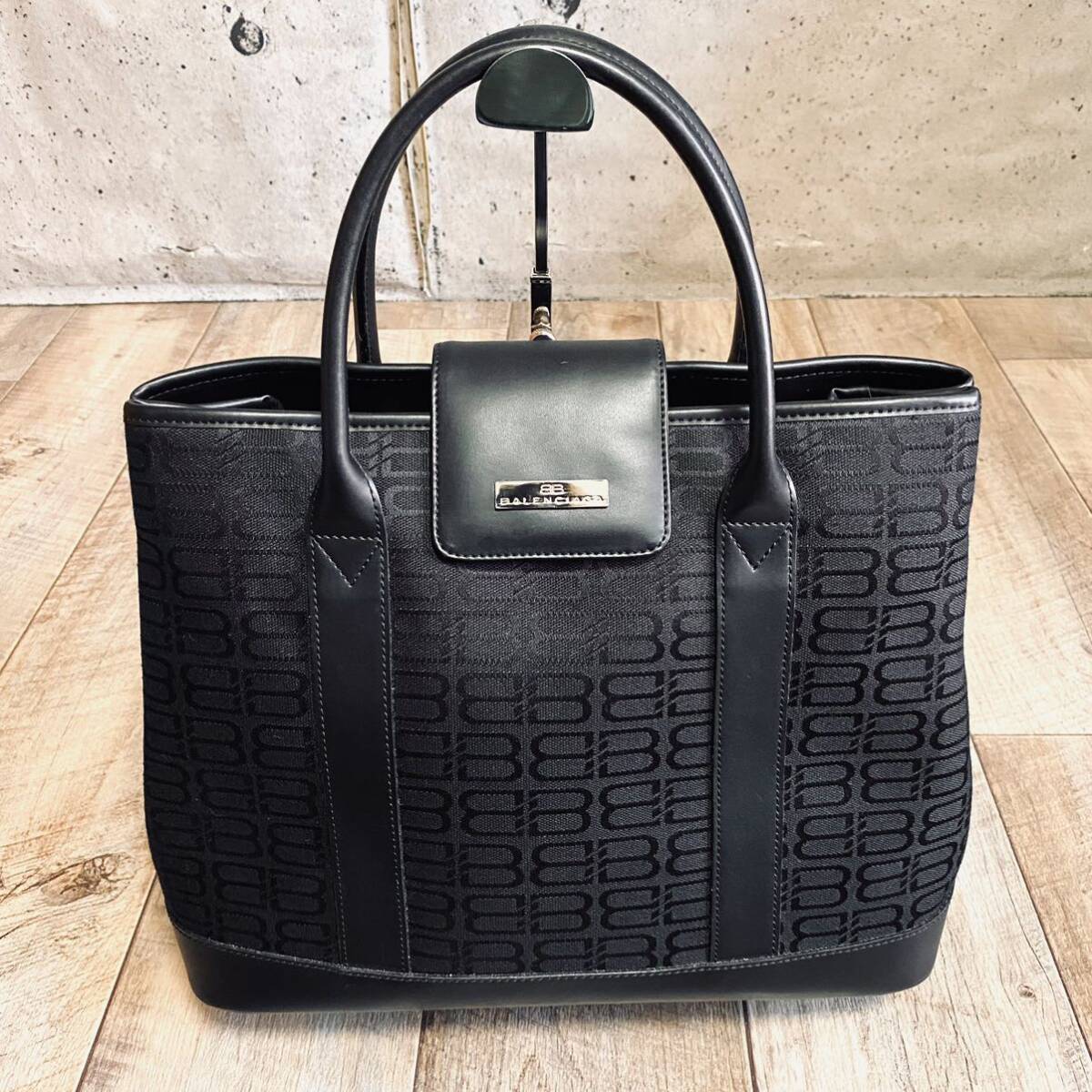本物 BALENCIAGA バレンシアガ BB柄 キャンバス トートバッグ 本物 BALENCIAGA バレンシアガ BB柄 キャンバス トートバッグ