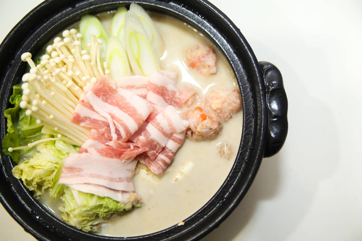 【即決】寒い冬の料理 「豚肉の豆乳鍋」の写真 当方撮影写真 相互評価 24時間以内に対応 1円の画像1