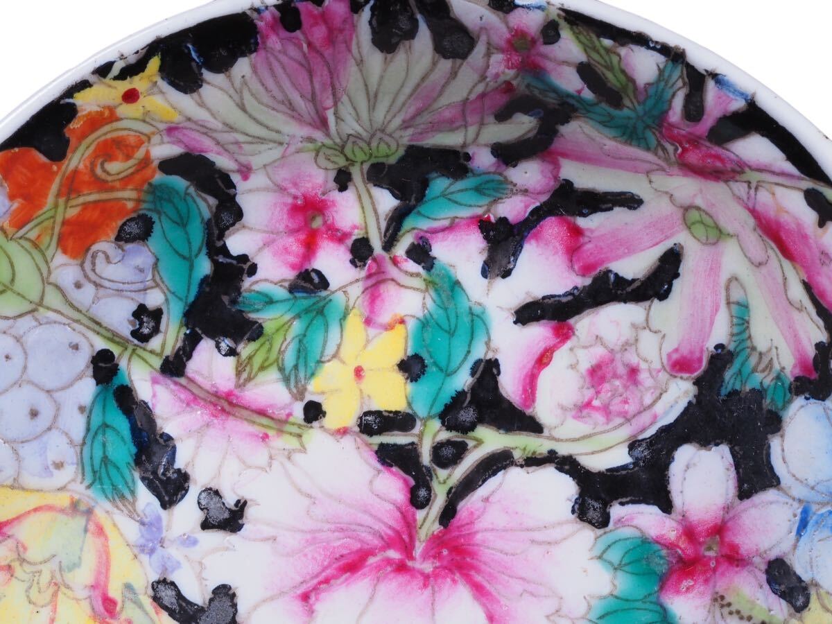 美しい中国時代粉彩器小皿 華やか花詰紋 在銘 古作保証 鮮やかな優品の画像3