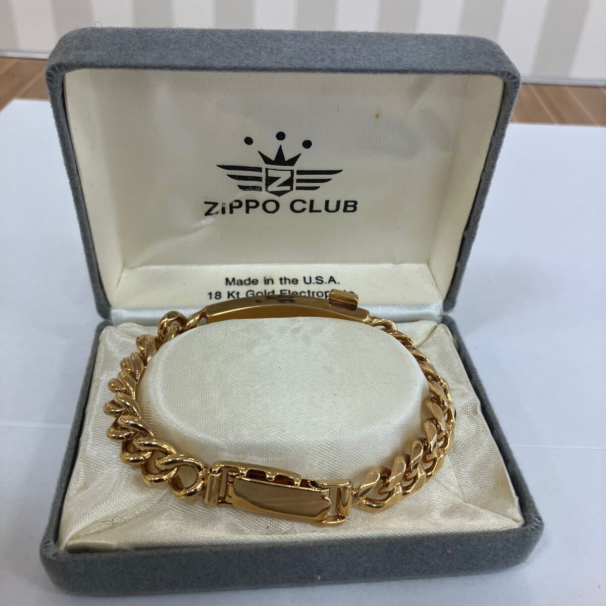 [E/H07034]Zippo Club Zippo bracele Gold color 