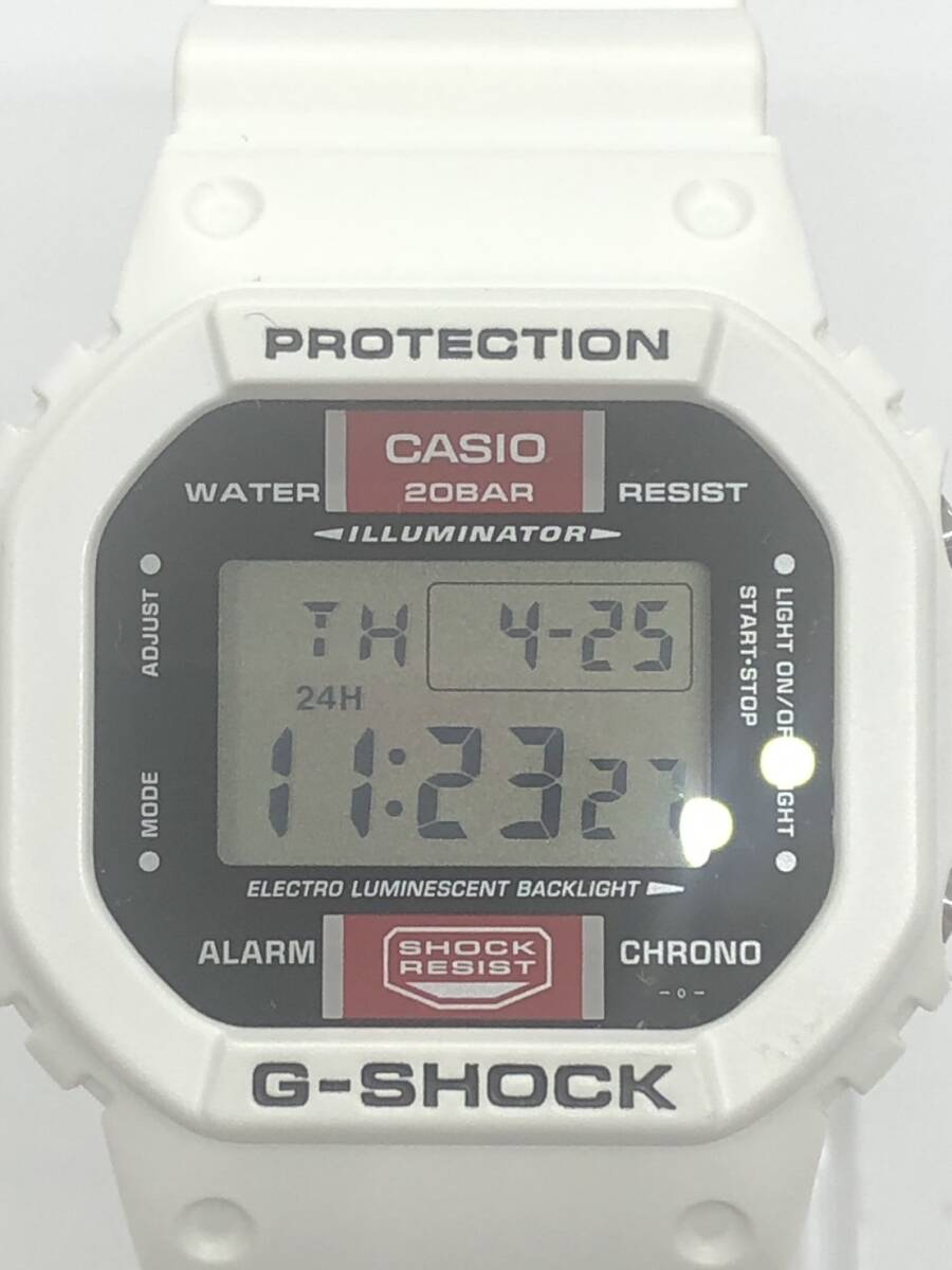 【E/C2177】CASIO G-SHOCK ジーショック DW-5600EH 白 稼動品 腕時計の画像4