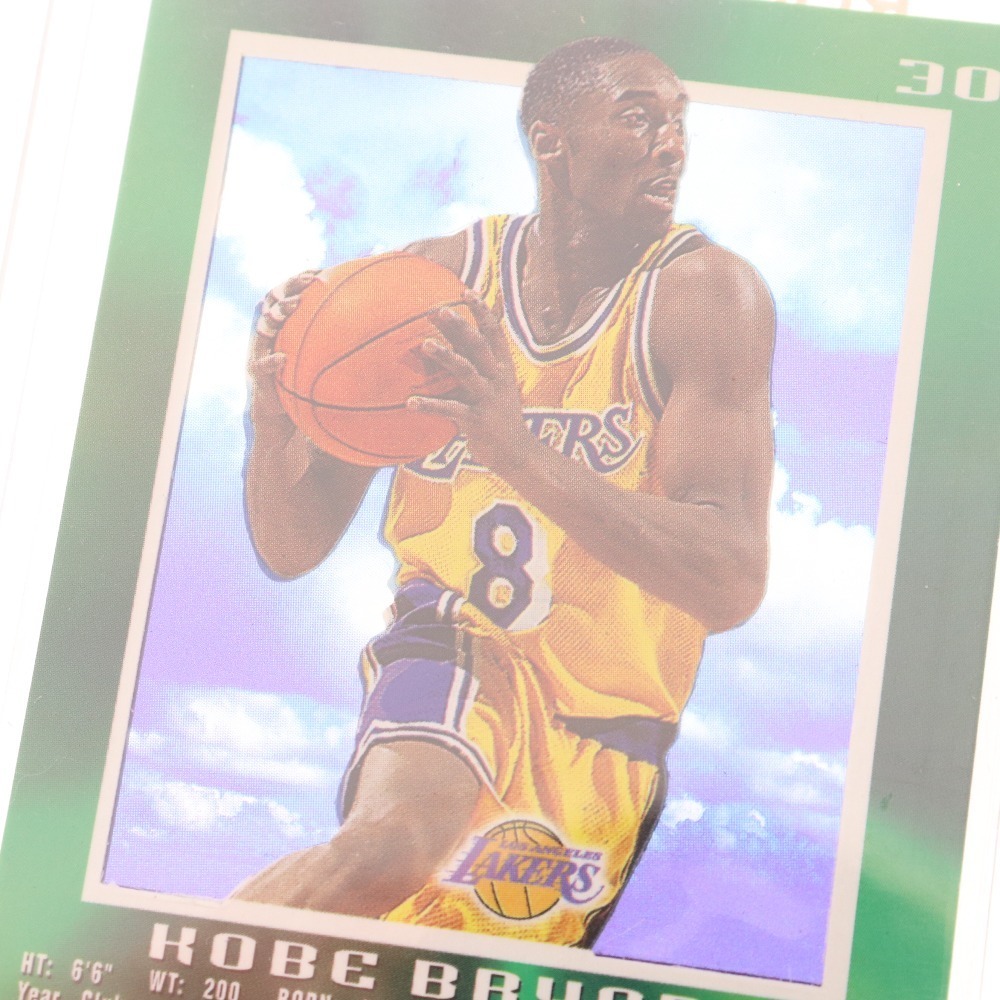 ■ NBA SKY BOX E-X2000 Kobe Bryant #30 コービーブライアント ルーキーカード 未使用の画像3