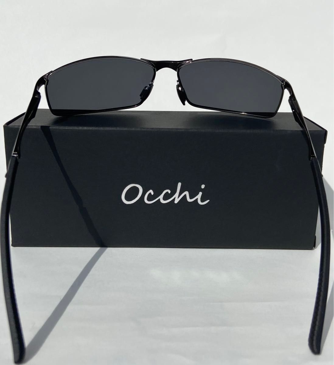 新品 OCCHI 偏光サングラス ワクあり　レンズUV400 軽量  ブラック