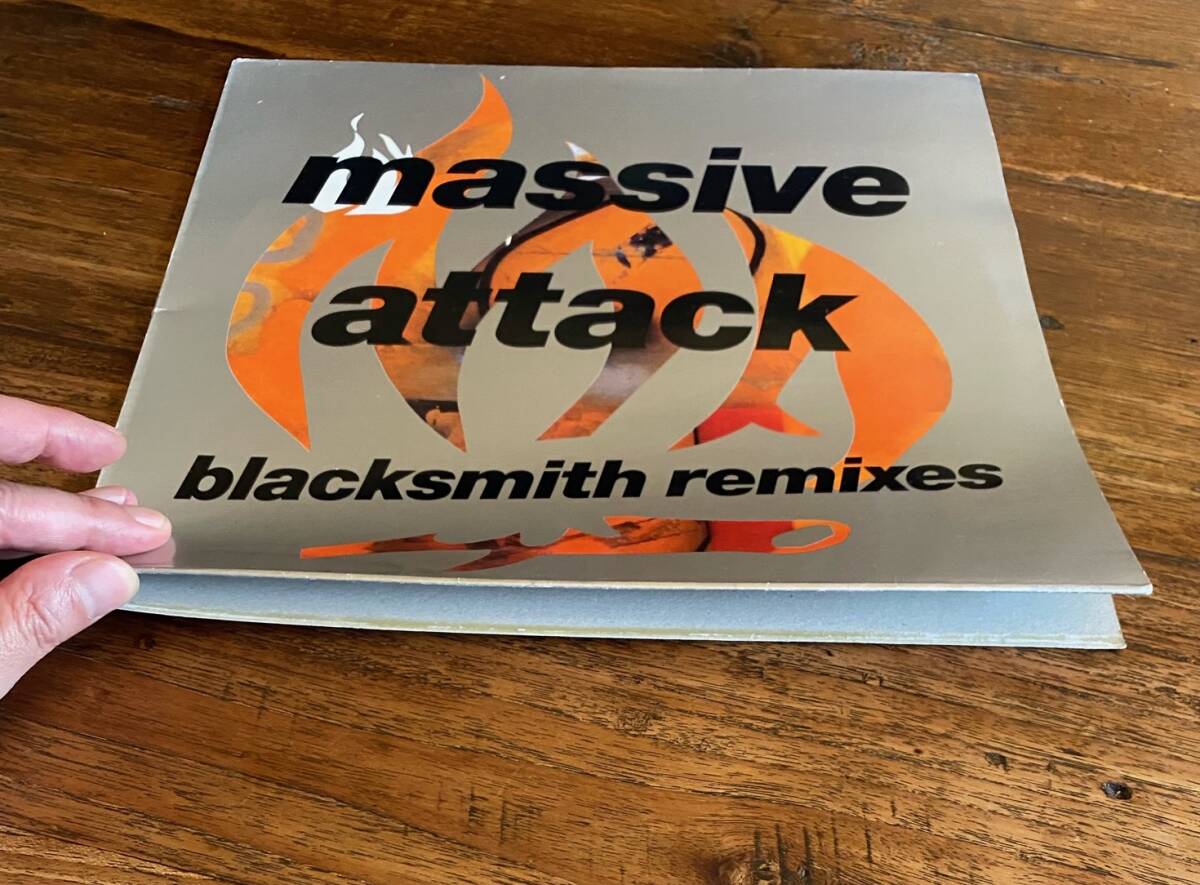 【代理出品】Massive Attack「Blacksmith Remixes」UK盤 12inch Trip Hop Dub Soul トリップホップ ダブ ソウル マッシヴアタック_画像4
